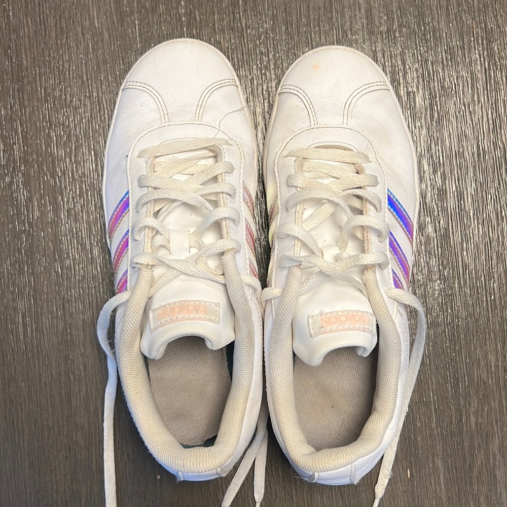 Women’s Adidas Sneakers size 5